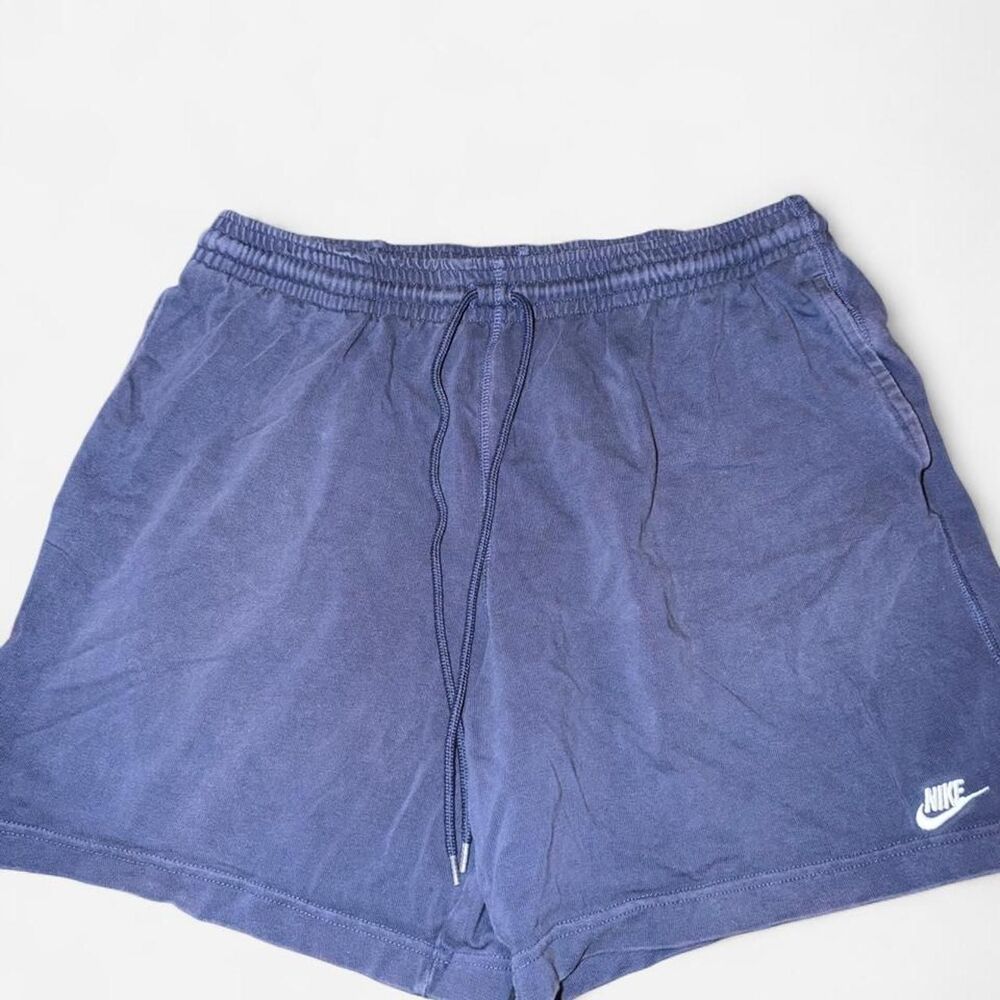 Nike Men's Navy and Blue Shorts